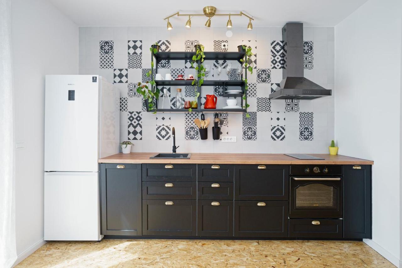 4-Star Apartments Bianco Каштела Экстерьер фото